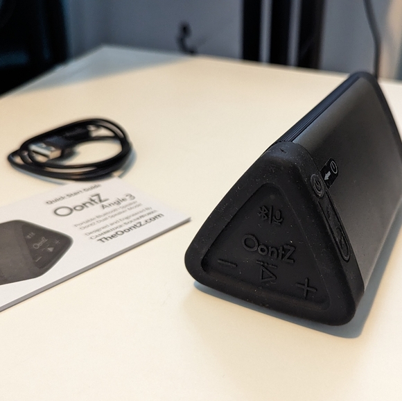 OontZ Angle 3 Triangle Speaker BRAND NEW - Picture 6 of 7